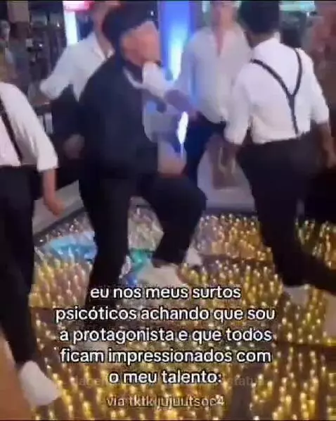 Prévia da publicação de vinifrasesestatus