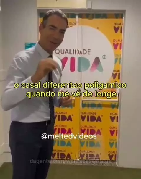 Prévia da publicação de vinifrasesestatus