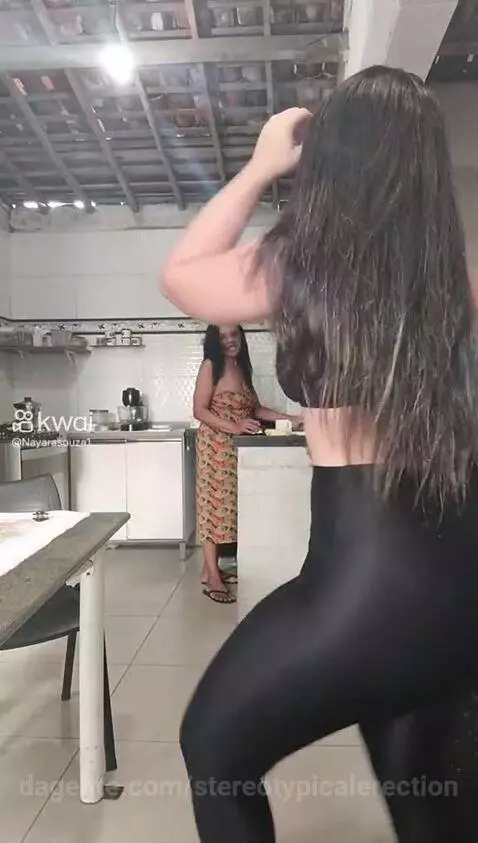 Prévia da publicação de stereotypicalerection