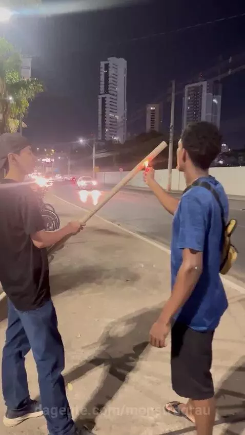 Prévia da publicação de monstrograu