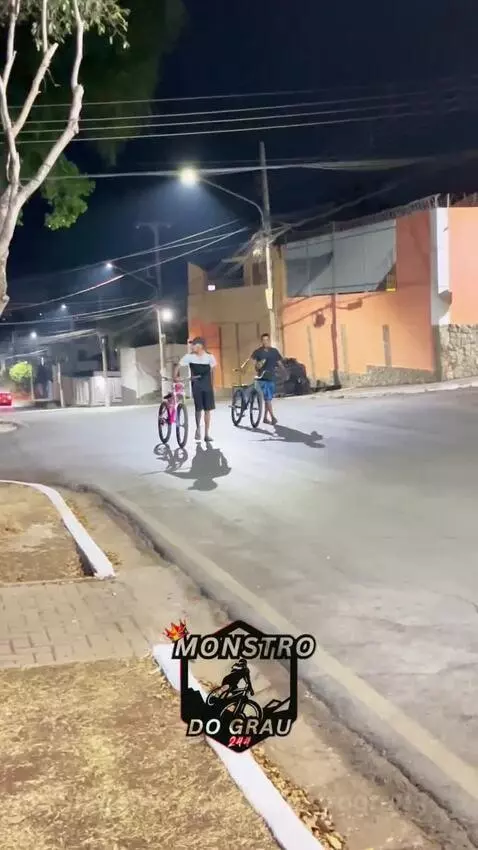 Prévia da publicação de monstrograu
