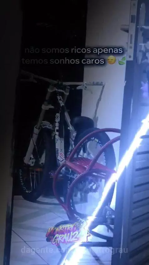 Prévia da publicação de monstrograu