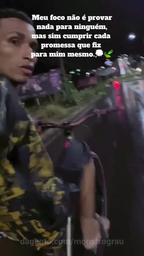 Prévia da publicação de monstrograu