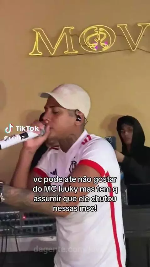 Prévia da publicação de juvenal