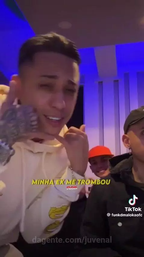 Prévia da publicação de juvenal