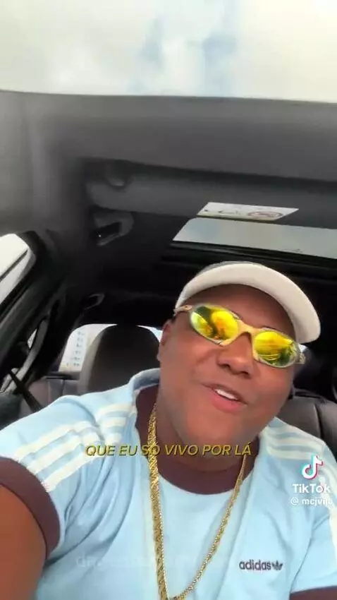 Prévia da publicação de juvenal