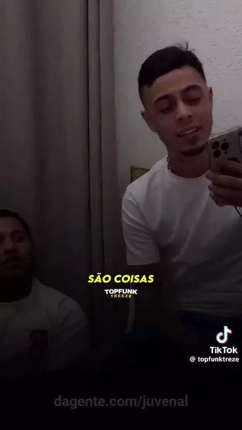 Prévia da publicação de juvenal