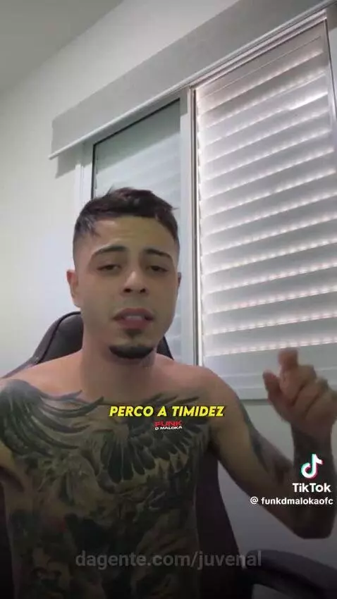 Prévia da publicação de juvenal