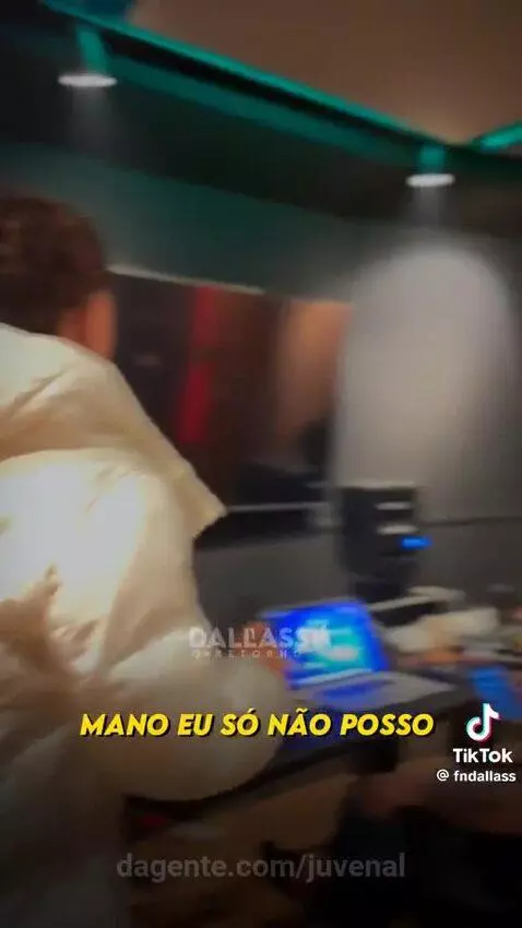 Prévia da publicação de juvenal