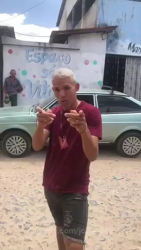 Prévia da publicação de jc230240