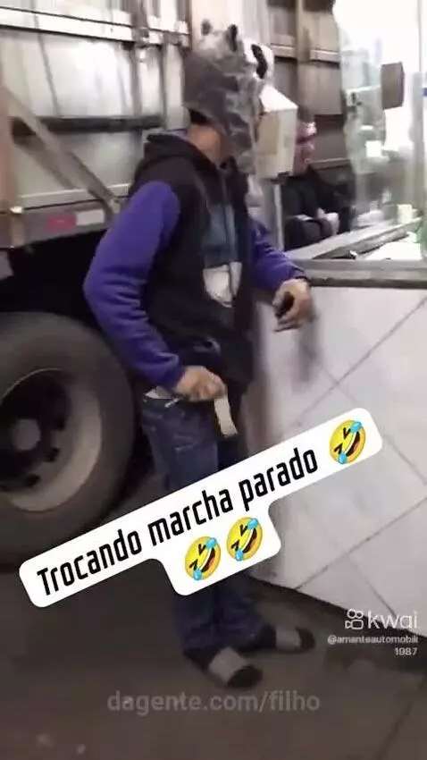 Prévia da publicação de filho
