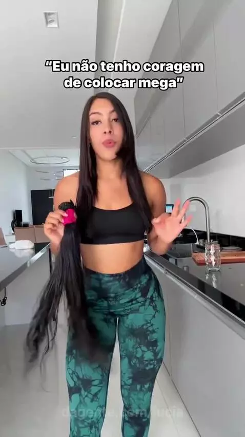 Prévia da publicação de lucia