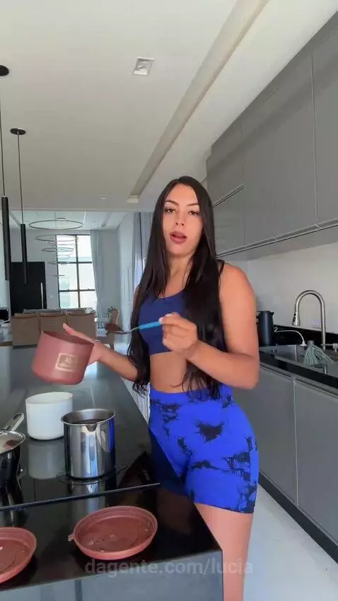 Prévia da publicação de lucia