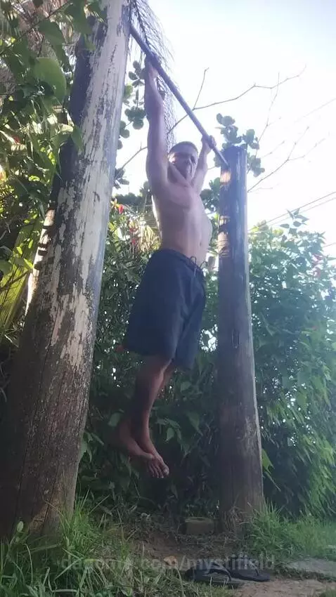 Prévia da publicação de mystifield